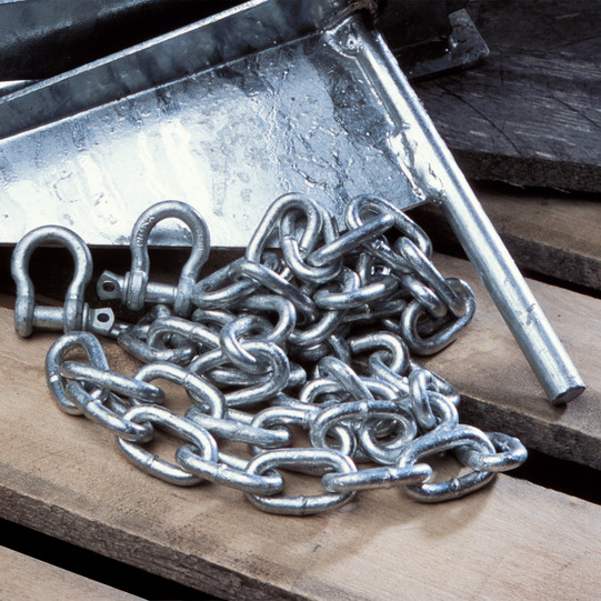 3/8in. x 6ft. Chain - 3/8in. Shackles - 2,650 lbs. Work - Carton of 3